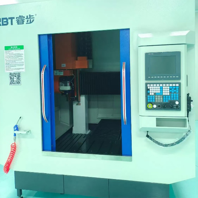 Tam muhafaza ile premium 5 eksenli CNC sabit ışınlı portal işleme merkezi