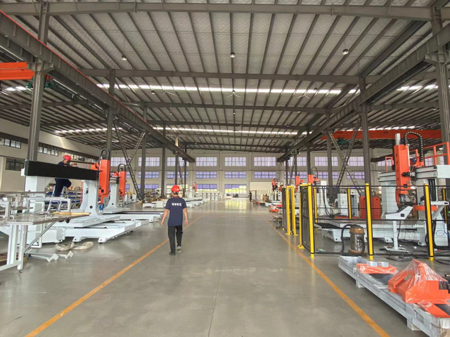 RBT 5 Eksen İkiz Tablo CNC Yönlendirici, CE onaylı öğütme, kesme ve kesme için yönlendirici