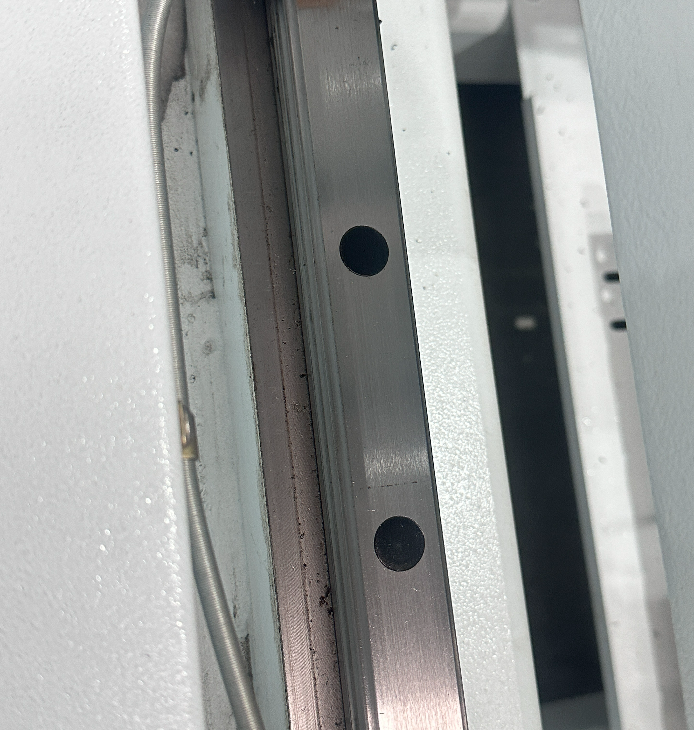 RBT Makine Kesme Şekli 6 Eksenli CNC Freze Yönlendiricisi Çift Çalışma Müdürlüğü 