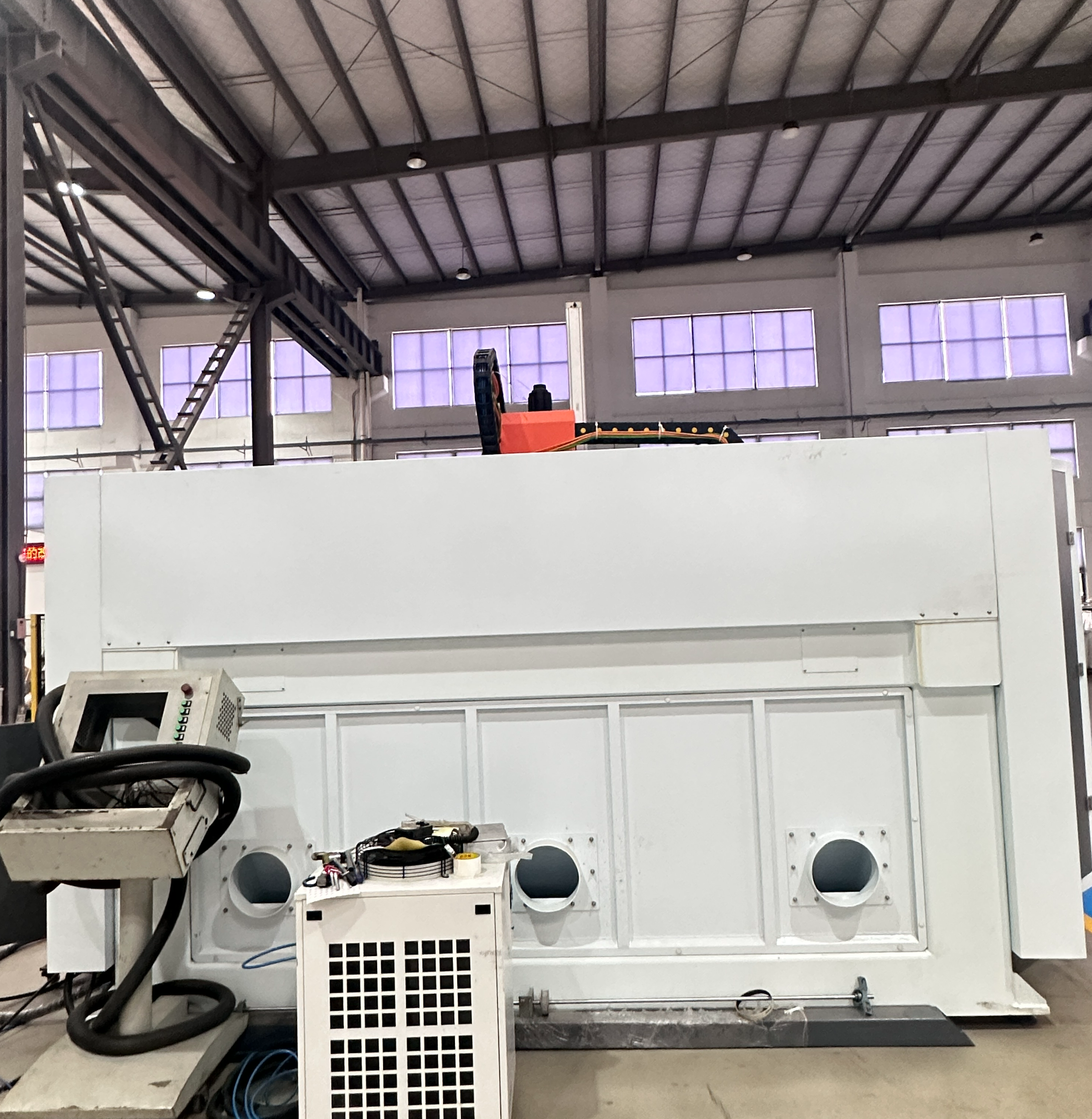 Fabrika Makinesi Tip Tip 5 Eksen CNC Yönlendirici Kompozit malzeme parçaları için RTCP ile