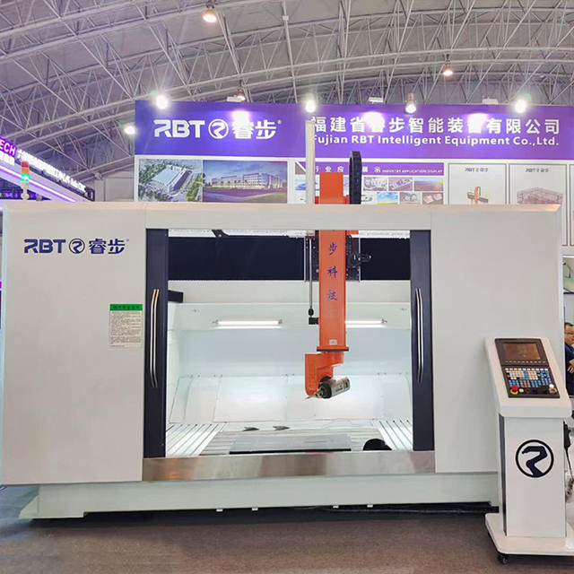Plastik kompozitler için RBT 5 Eksenli CNC Kesme Makinesi