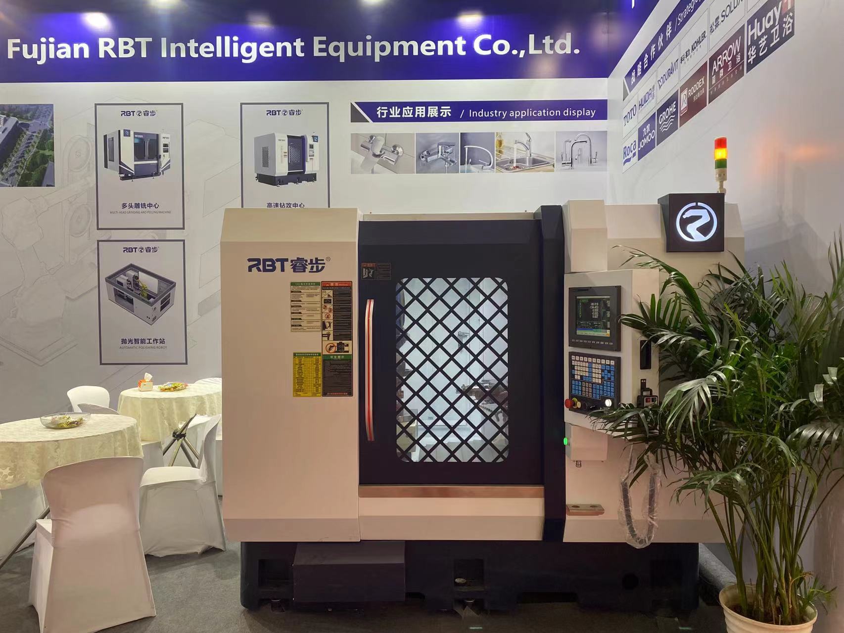 Musluk üretimi için RBT 12 Mil Yatay CNC Makinesi CE Onaylandı